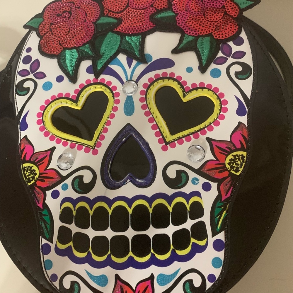 Betsey Johnson sugar skull crossbody, NWT - Picture 2 of 5